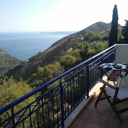 Holiday home Traditional Sea View Vacation In Kourouklata